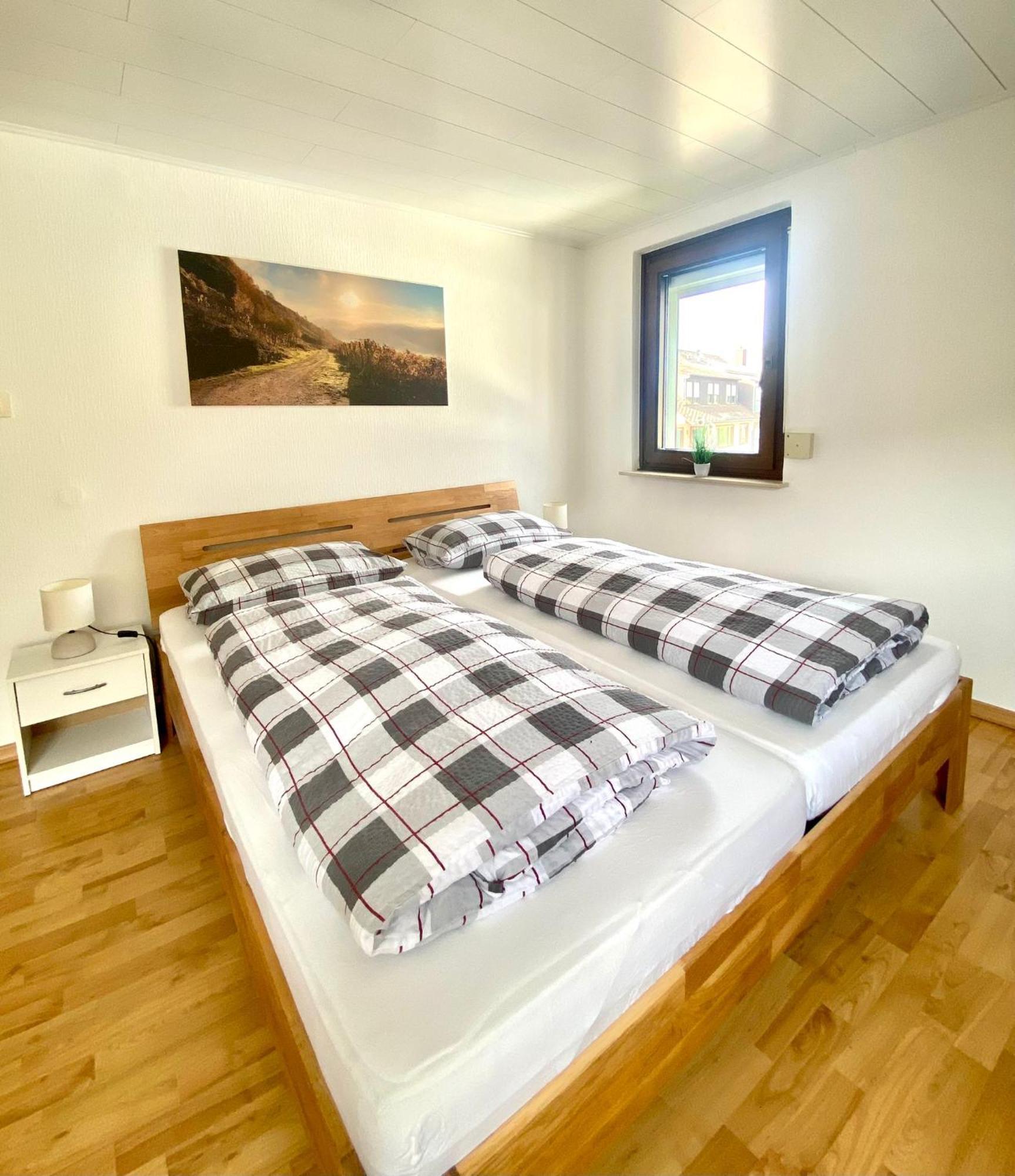Ferienwohnung Sonnen - Terrasse Bernkastel-Kues Esterno foto